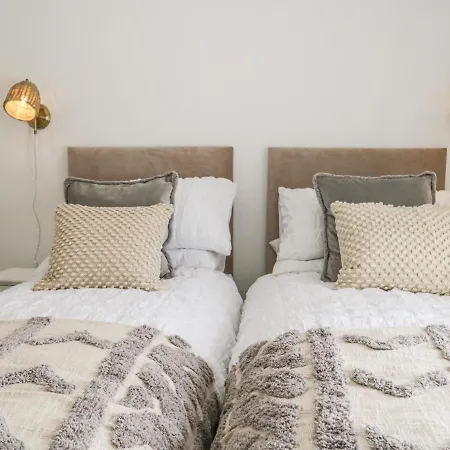 Sandacre Holiday home